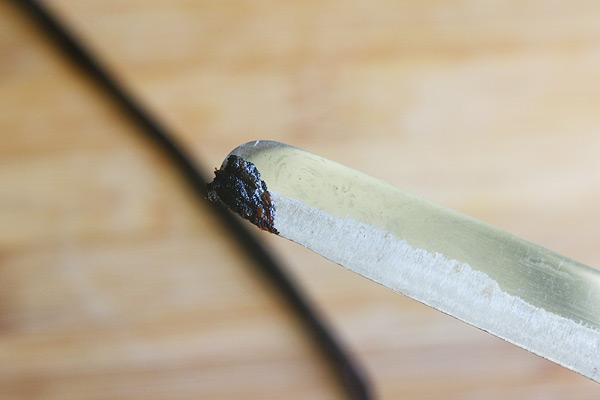 scrap the vanilla using a sharp knife